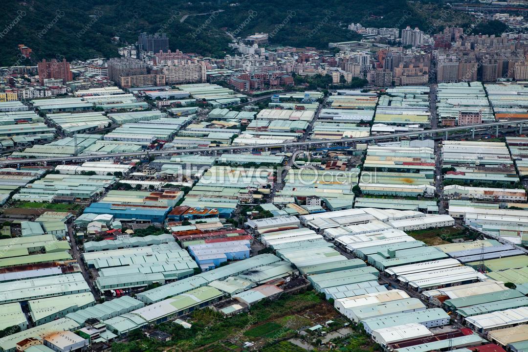 新北泰山鐵皮屋工廠